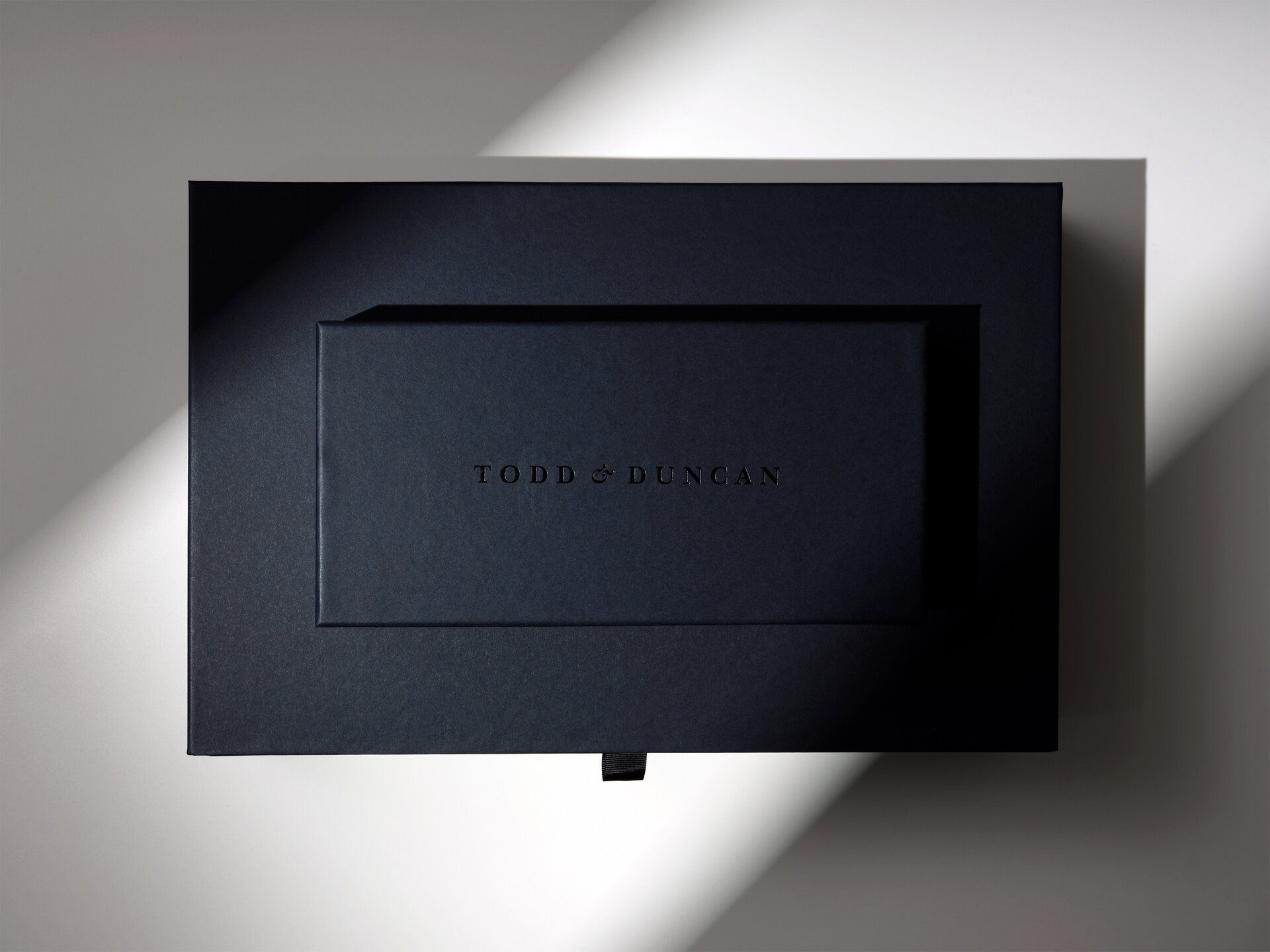 S Castillo Graphical H Todd Dun00073