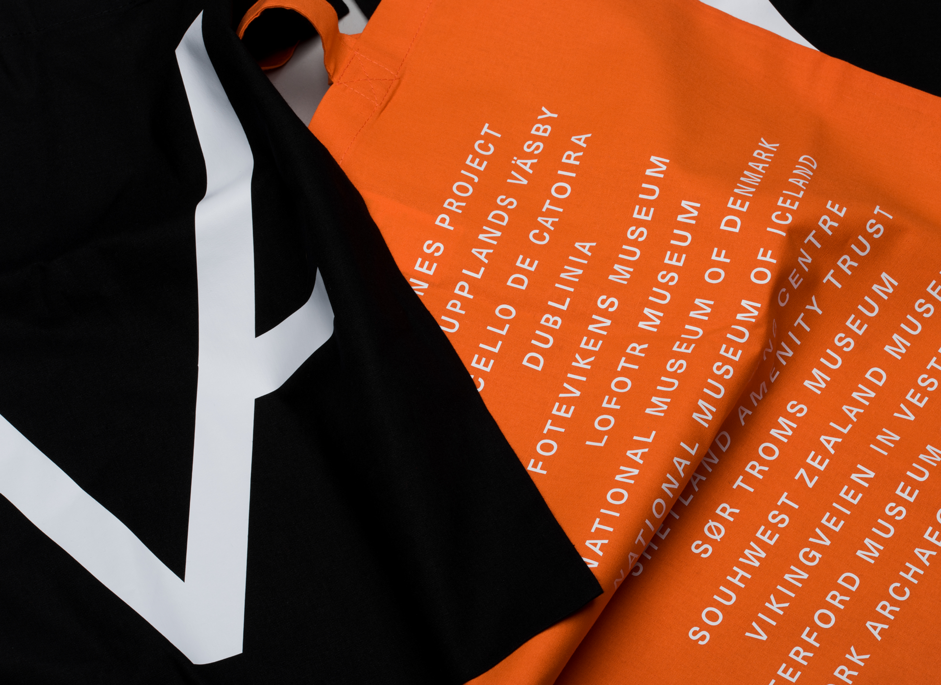 Campaign. Tote bag detail.